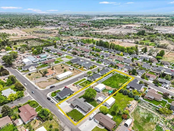 $650,000 | 1011 Filer Avenue West, Twin Falls, ID 83301