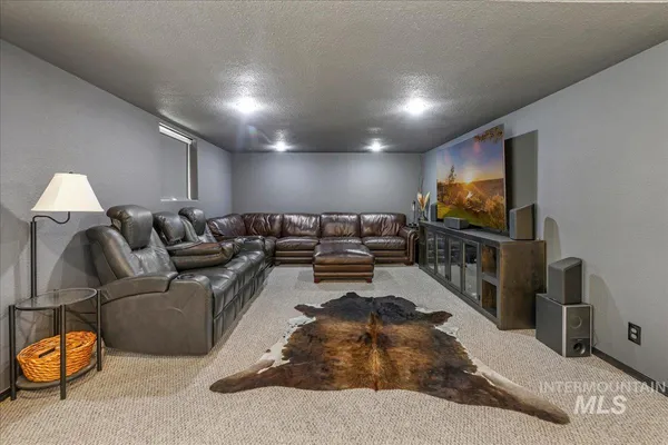 $650,000 | 1011 Filer Avenue West, Twin Falls, ID 83301