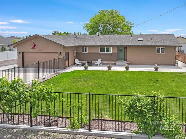 $650,000 | 1011 Filer Avenue West, Twin Falls, ID 83301