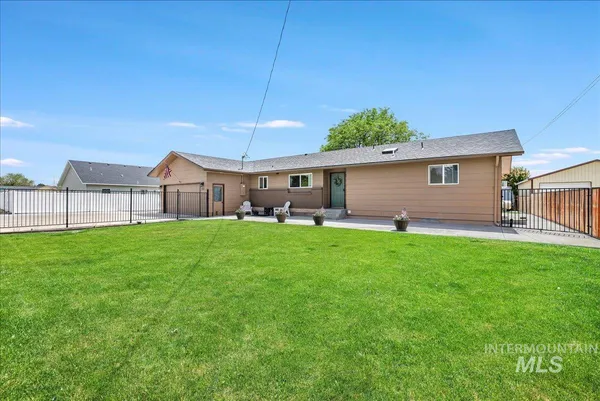 $650,000 | 1011 Filer Avenue West, Twin Falls, ID 83301