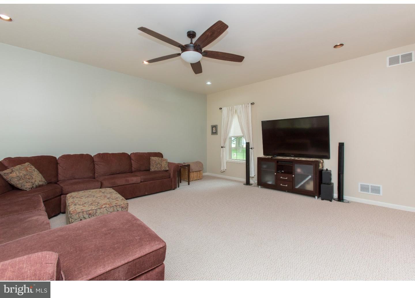 306 Lees Bridge Road Nottingham, PA 19362 - Photo 17 of 25 Family Room