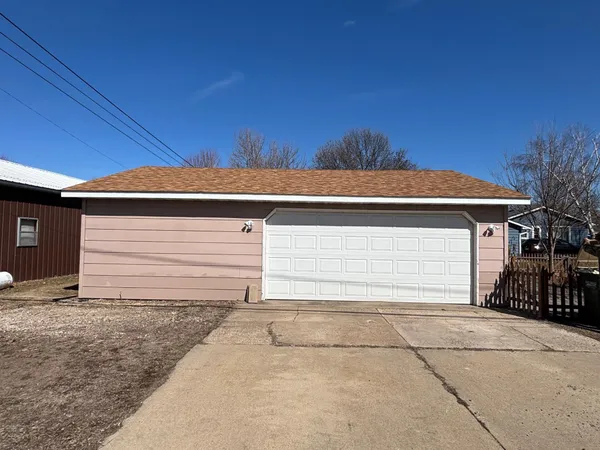 $205,000 | 103 2nd Avenue North, Waite Park, MN 56387