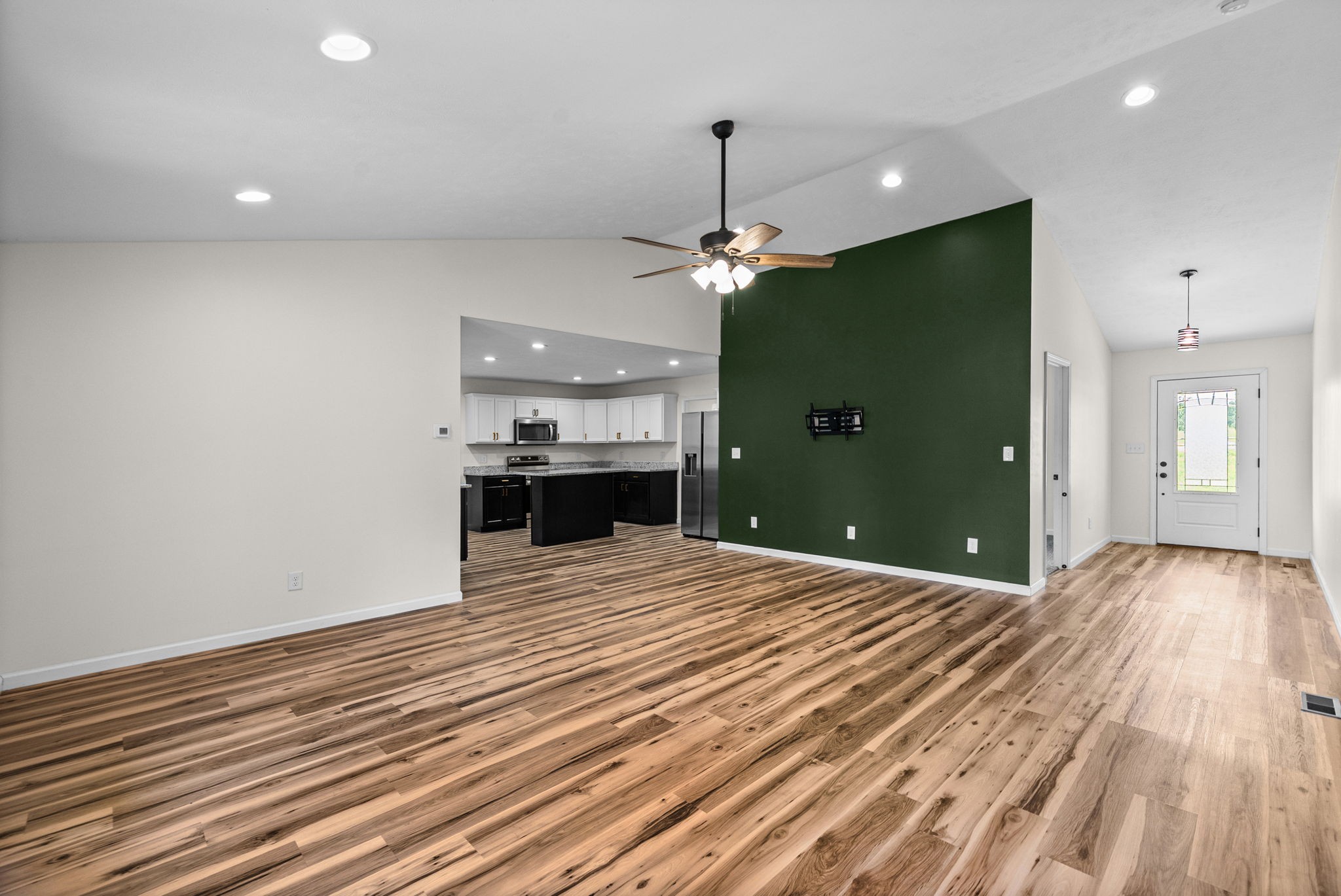 153 High Point Road Erin, TN 37061 - Photo 8 of 40 Gallery Image 8