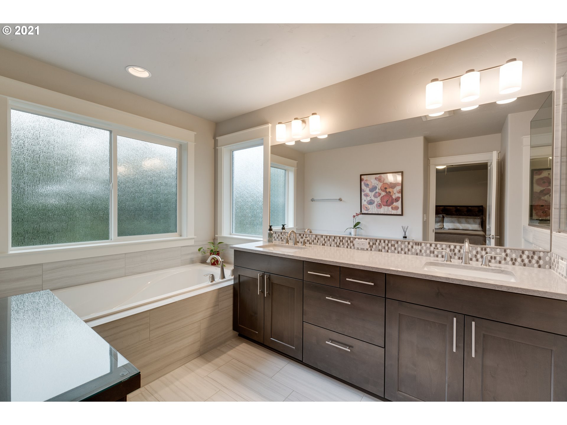 14291 Southwest Connor Place Portland, OR 97224 - Photo 15 of 31 Gallery Image 15