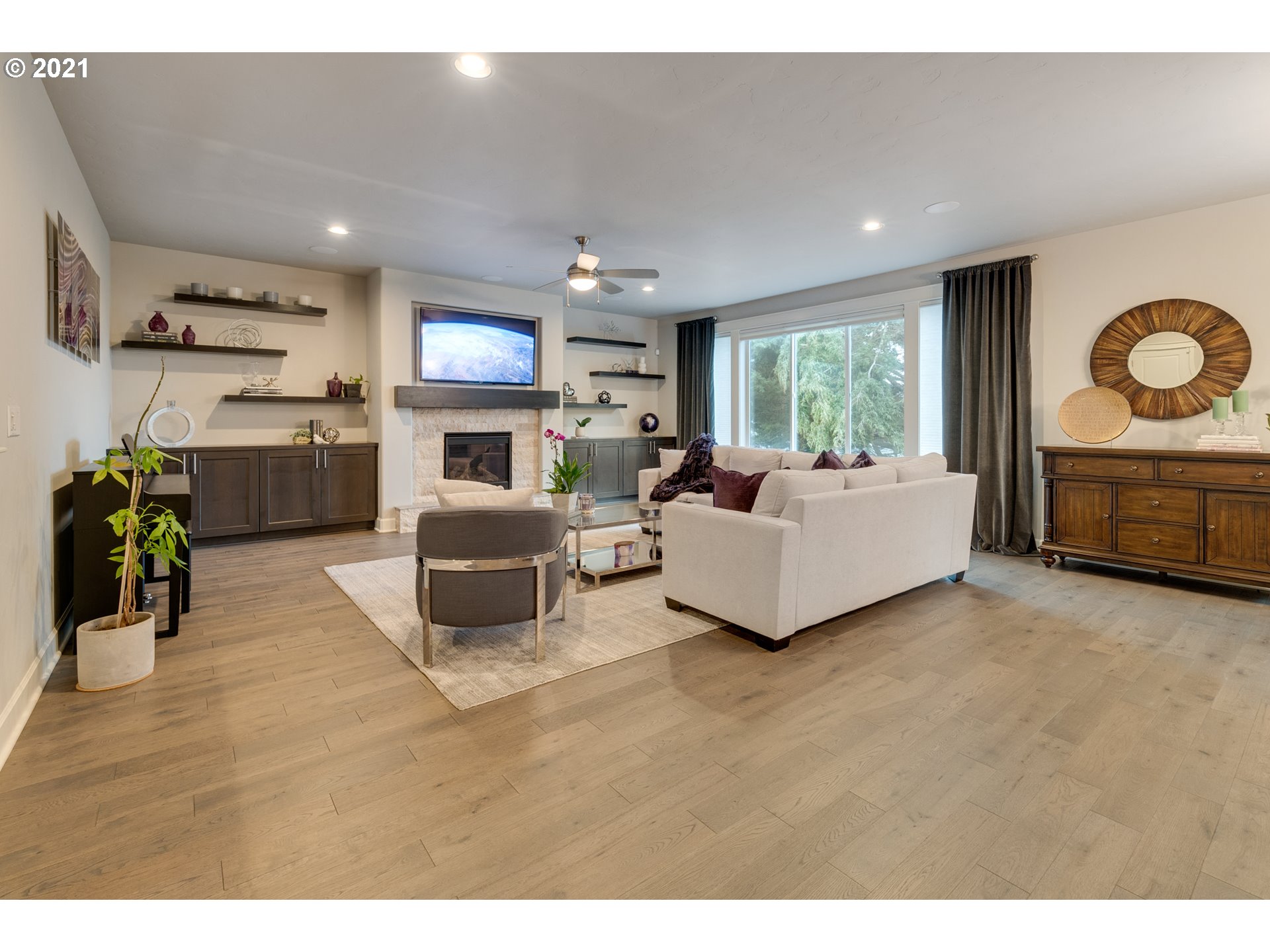 14291 Southwest Connor Place Portland, OR 97224 - Photo 3 of 31 Gallery Image 3
