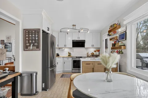 $539,000 | 5 Larch Court, Poughkeepsie, NY 12603