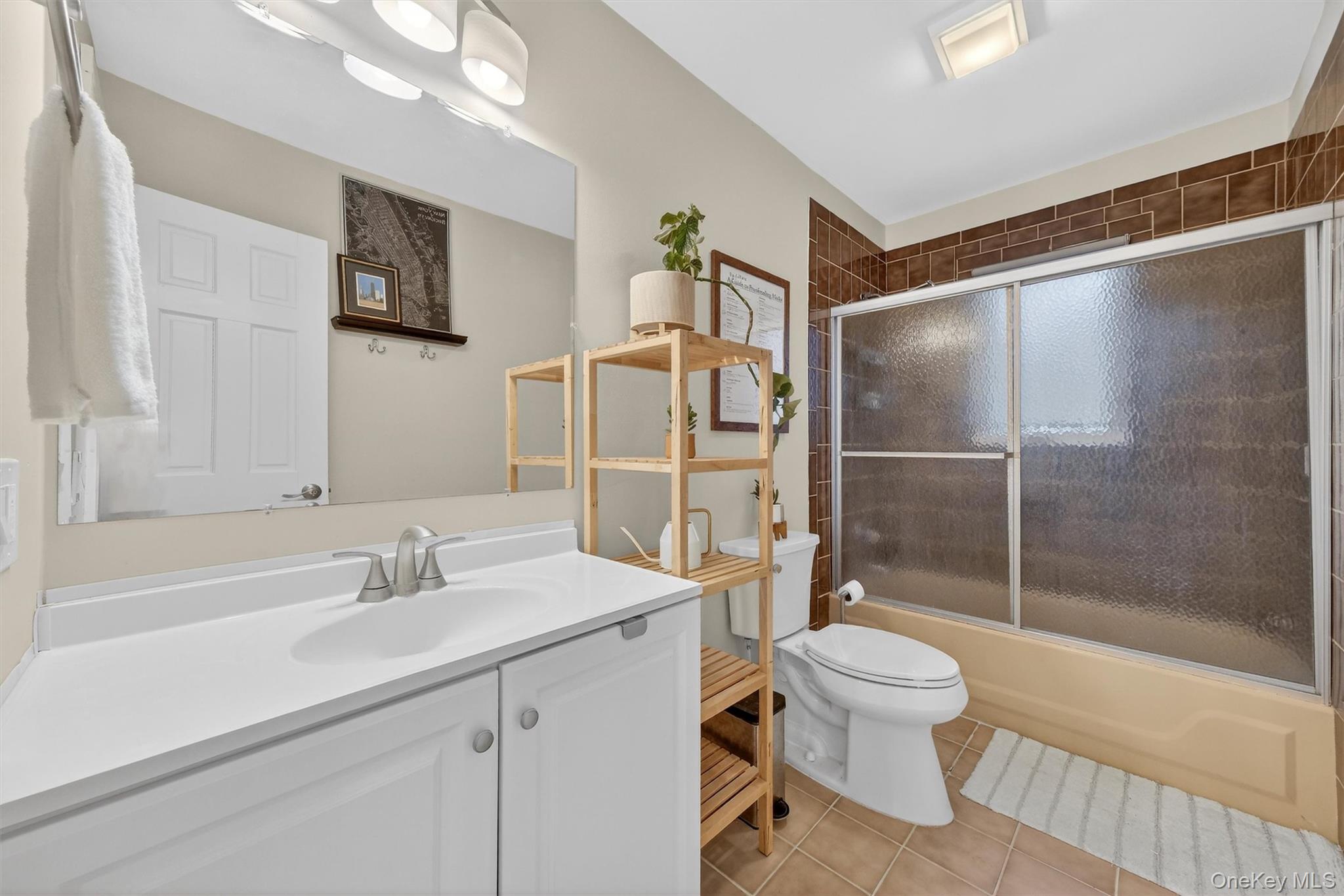 5 Larch Court Poughkeepsie, NY 12603 - Photo 34 of 41 Second Level Full Bathroom