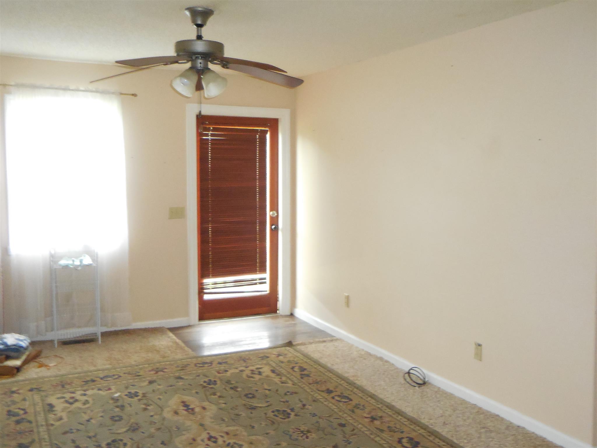 646 Mimosa Road Fayetteville, TN 37334 - Photo 6 of 17 Front door, living area view from dining area