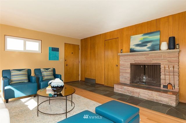 $868,000 | 3038 30th Avenue West, Seattle, WA 98199