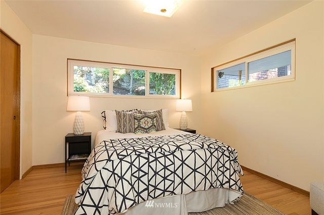 $868,000 | 3038 30th Avenue West, Seattle, WA 98199