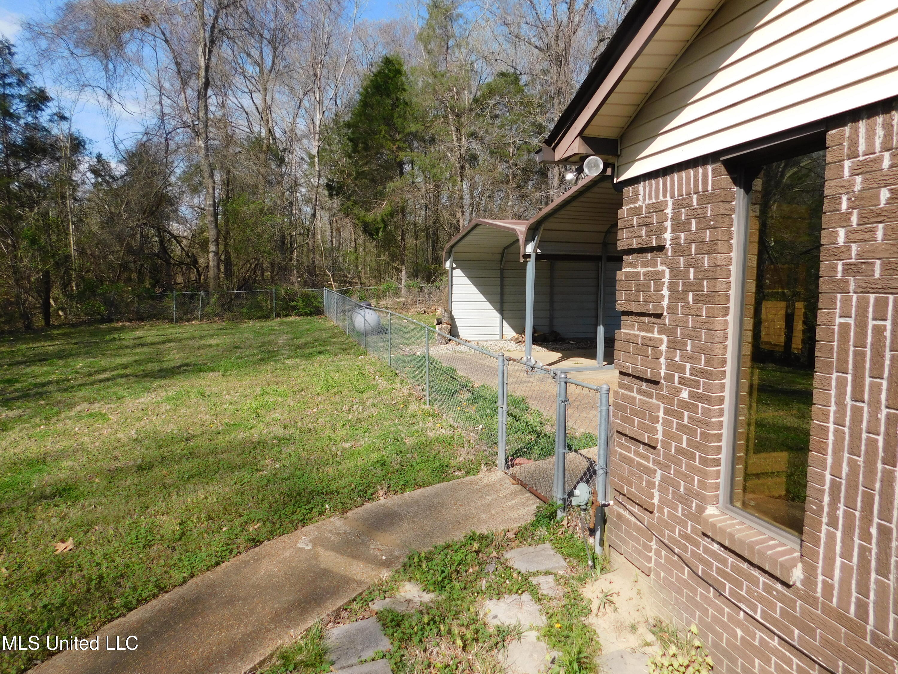 2128 North Red Banks Road North Byhalia, MS 38611 - Photo 20 of 21 DSCN3281