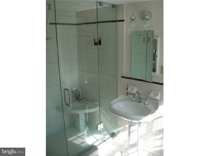 987 Providence Road Newtown Square, PA 19073 - Photo 16 of 20