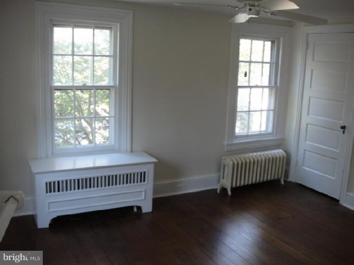 987 Providence Road Newtown Square, PA 19073 - Photo 17 of 20