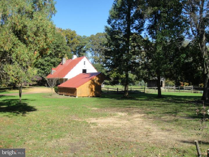 987 Providence Road Newtown Square, PA 19073 - Photo 3 of 20