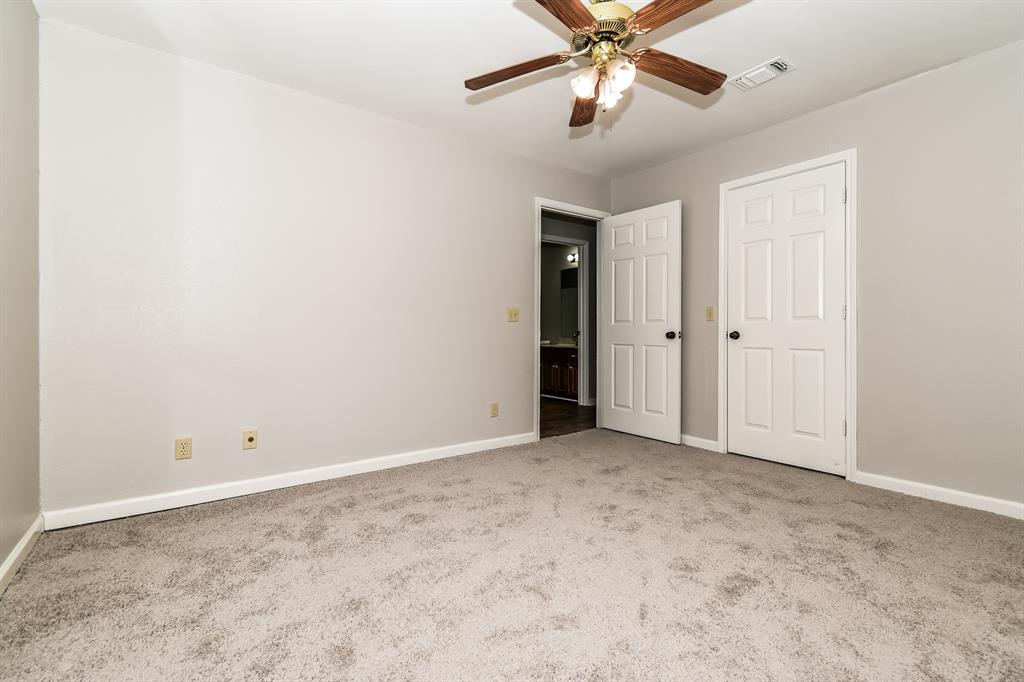320 33rd Street Southwest Paris, TX 75460 - Photo 18 of 21