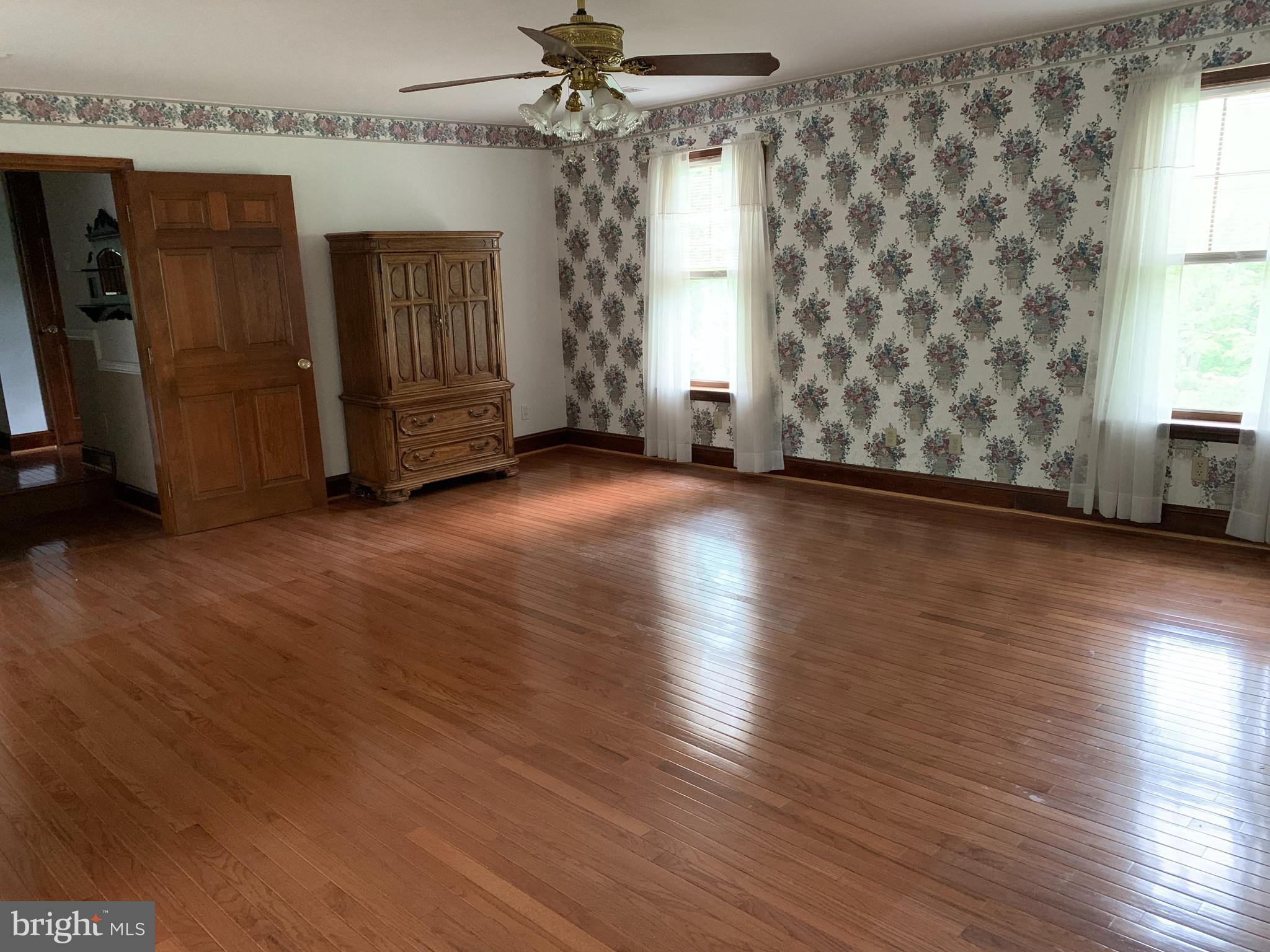 14138 Rover Mill Road West Friendship, MD 21794 - Photo 18 of 33 HUGE Owner's Suite - so many possibilities
