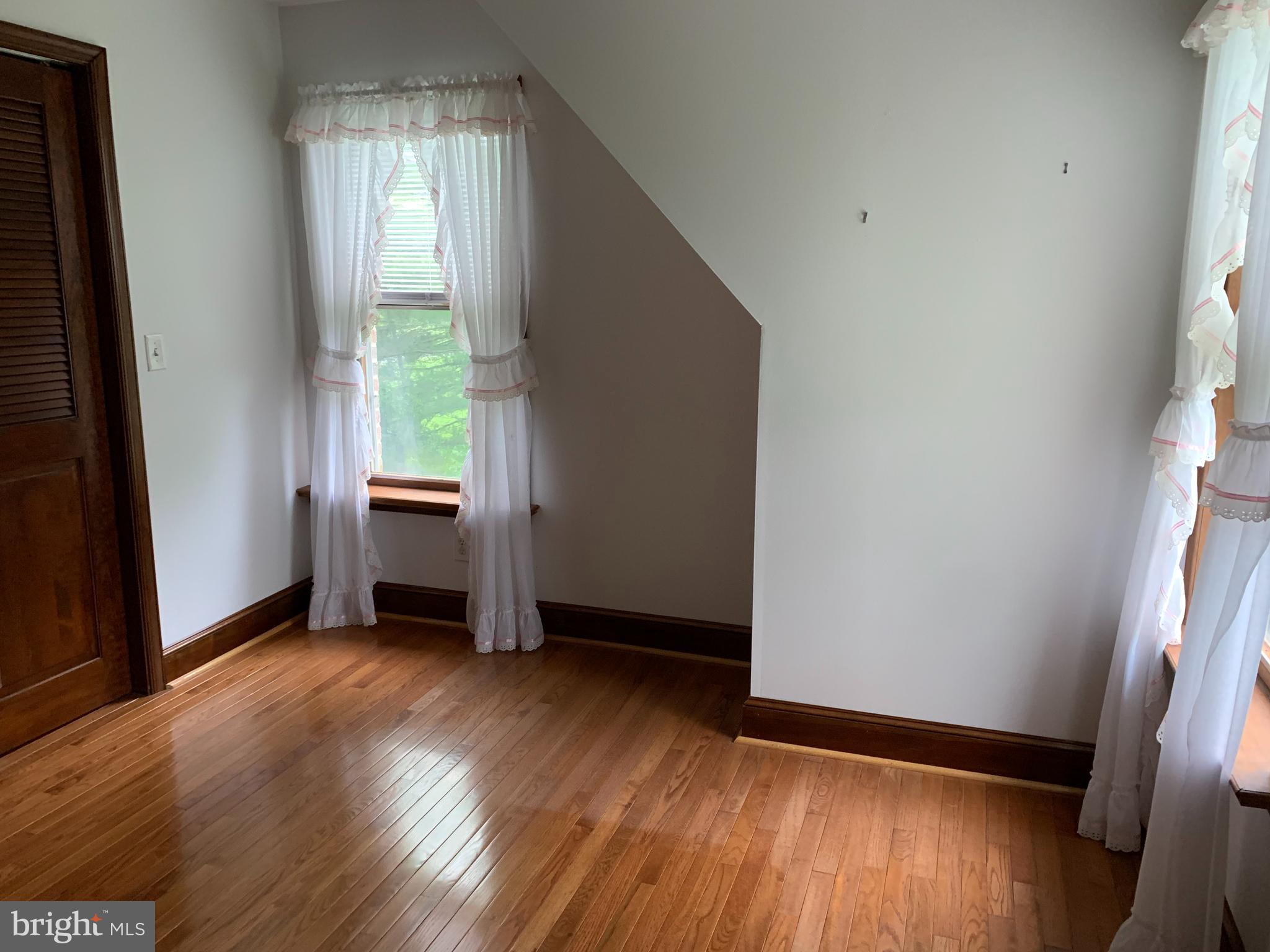 14138 Rover Mill Road West Friendship, MD 21794 - Photo 19 of 33 Bedroom 2 - charming and bright