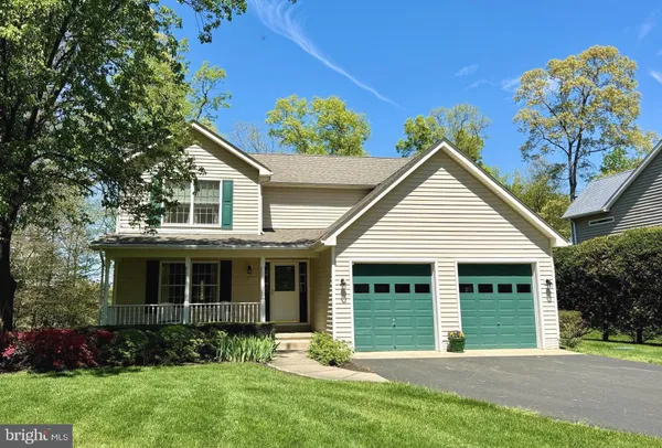 $899,900 | 44760 Joy Chapel Road, Hollywood, MD 20636