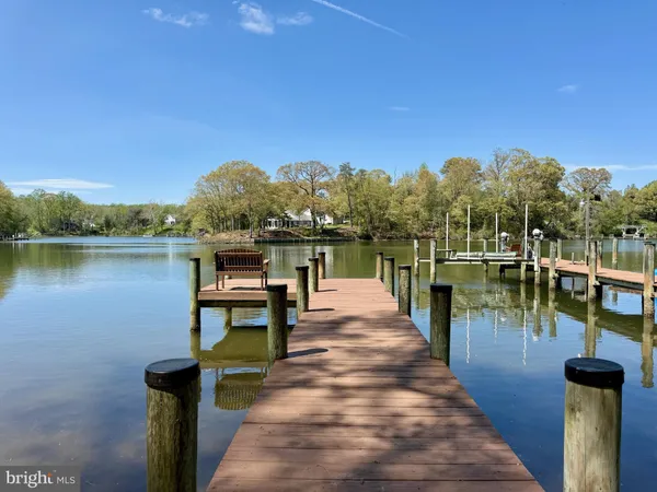 $899,900 | 44760 Joy Chapel Road, Hollywood, MD 20636