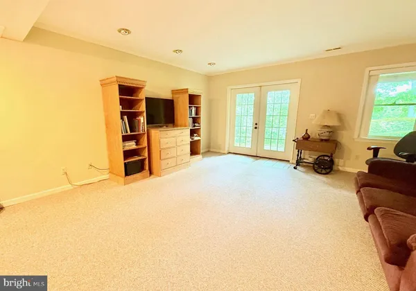 $899,900 | 44760 Joy Chapel Road, Hollywood, MD 20636