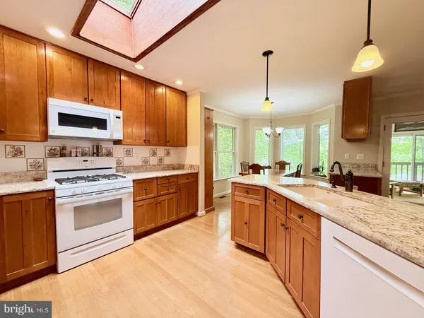 $899,900 | 44760 Joy Chapel Road, Hollywood, MD 20636