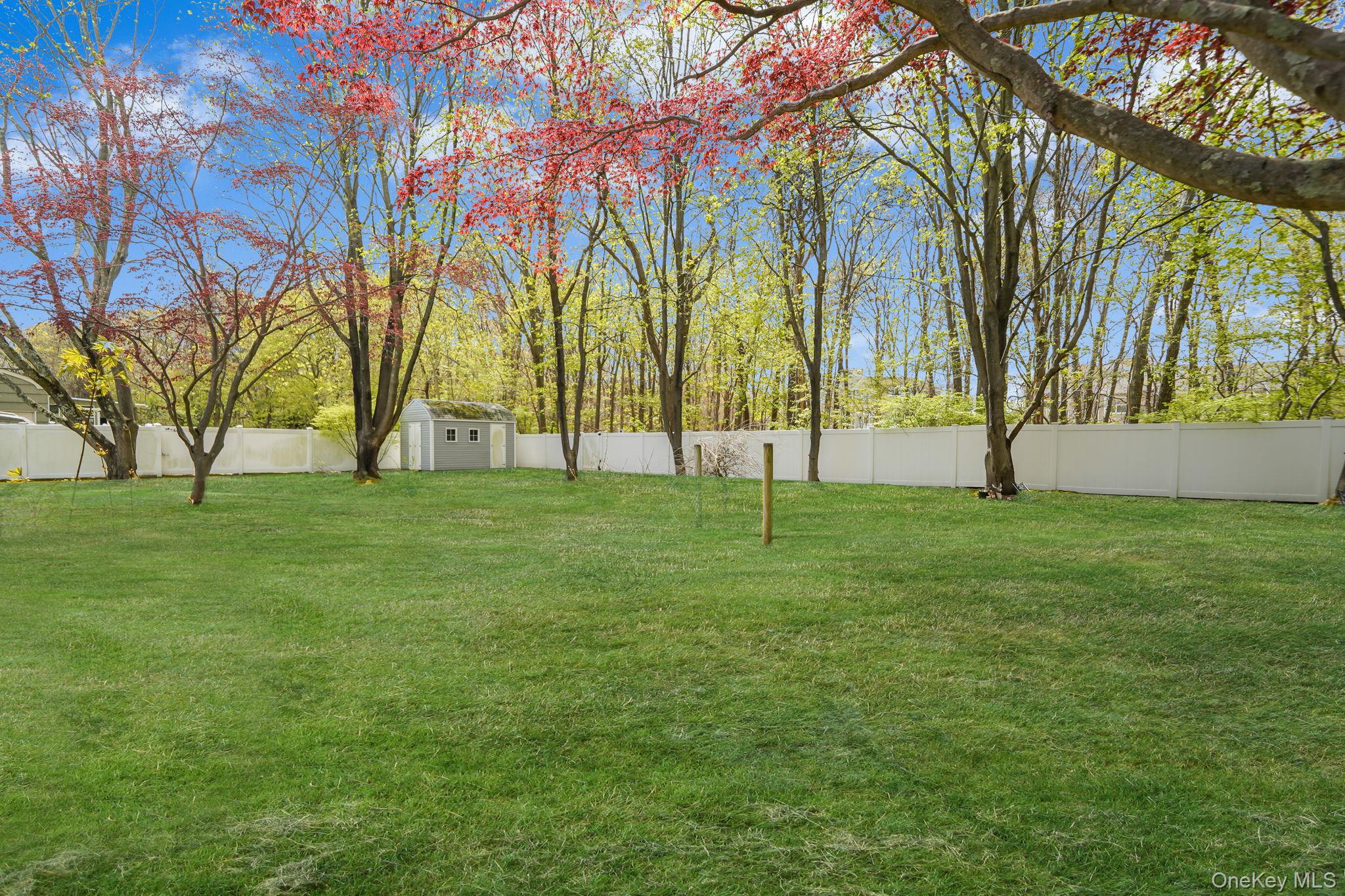 34 Oxbow Road Patchogue, NY 11772 - Photo 22 of 26