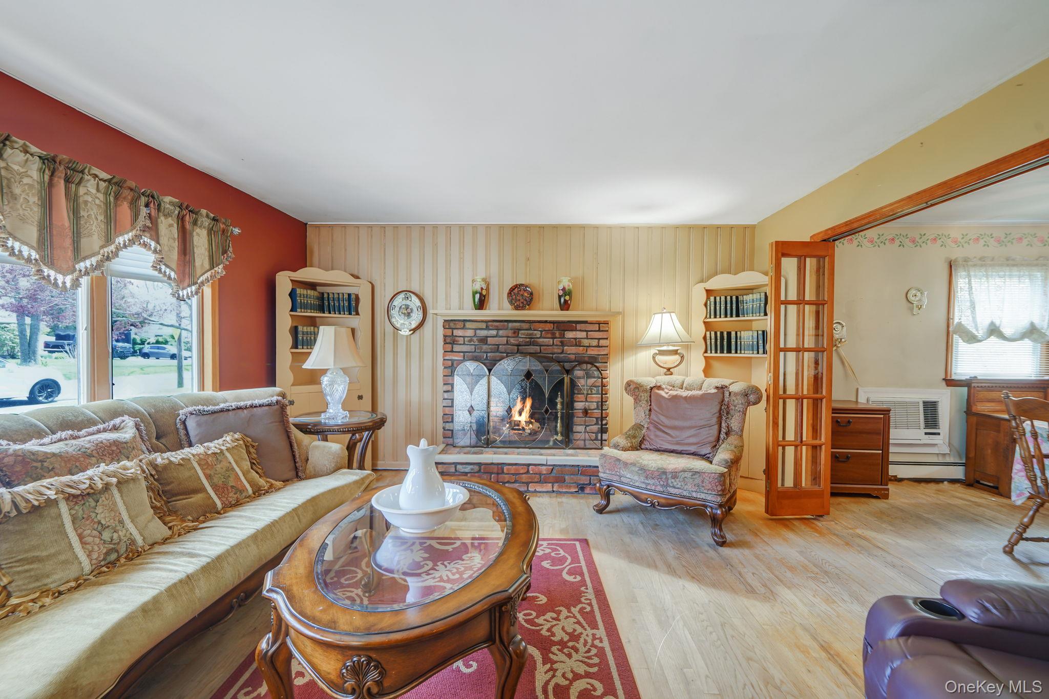 34 Oxbow Road Patchogue, NY 11772 - Photo 5 of 26
