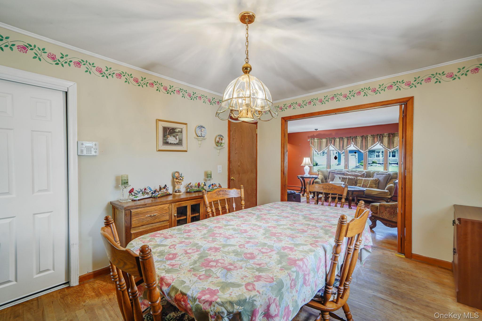 34 Oxbow Road Patchogue, NY 11772 - Photo 9 of 26