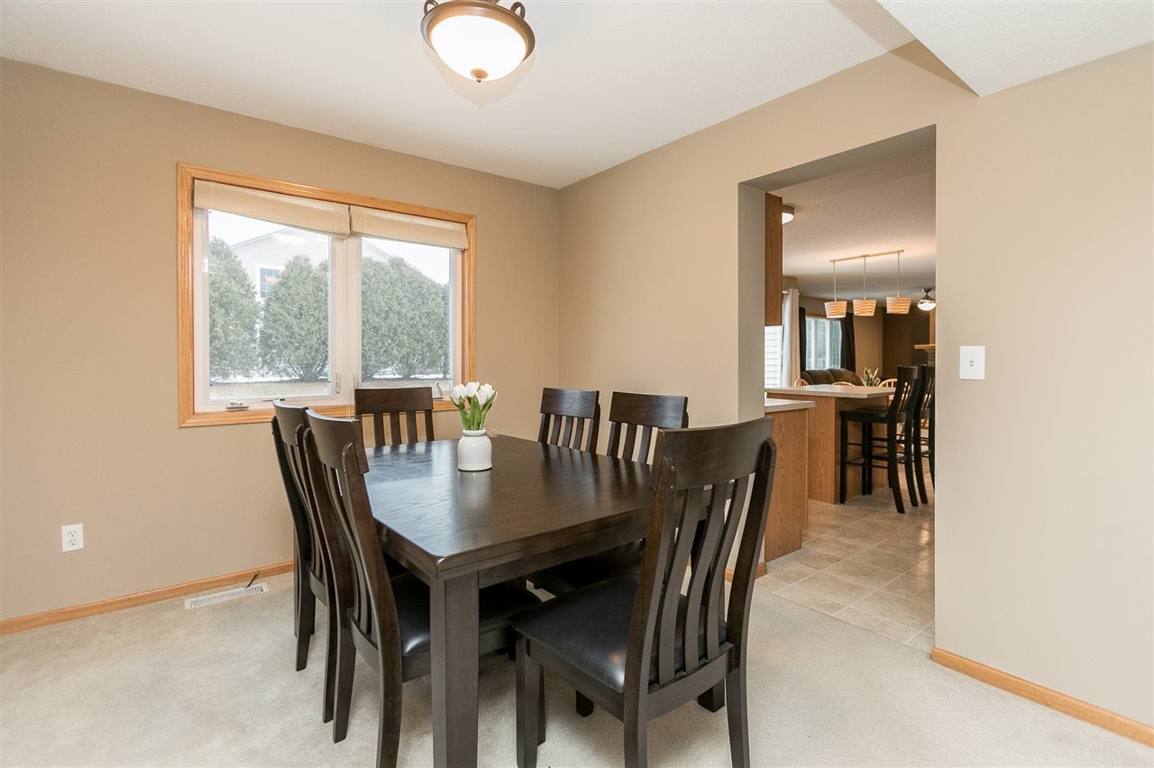 7220 Doubletree Road Northeast Cedar Rapids, IA 52402 - Photo 7 of 34 Gallery Image 7
