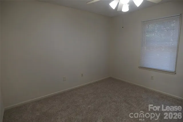 $850 | 1950 4th Street Northeast, Unit 6, Hickory, NC 28601