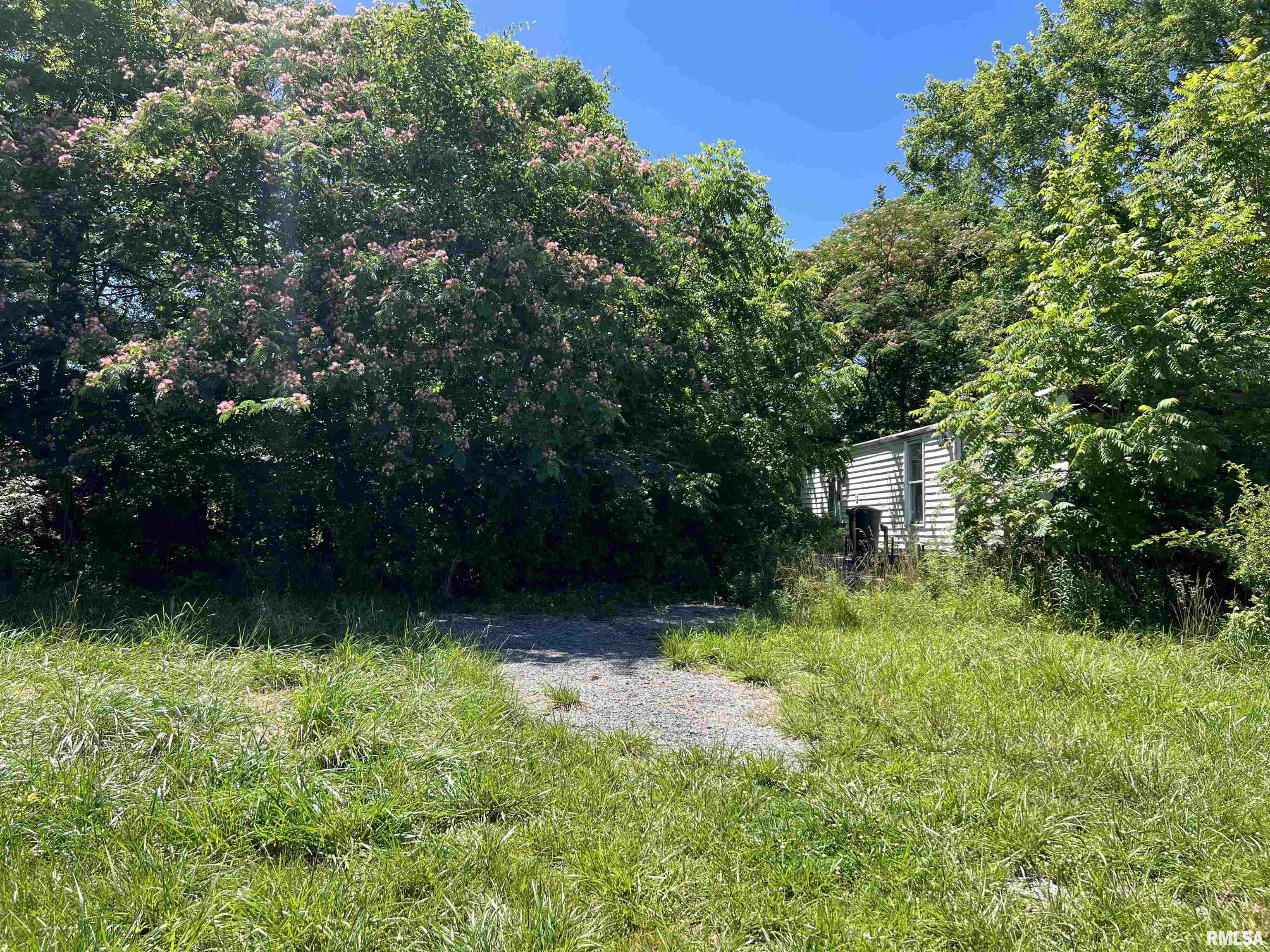 479 Warren Road Carbondale, IL 62901 - Photo 11 of 12 Gallery Image 11