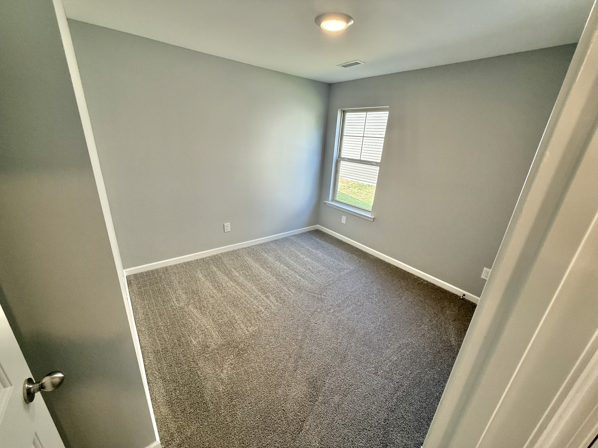 133 Stonehenge Circle Manchester, TN 37355 - Photo 8 of 10