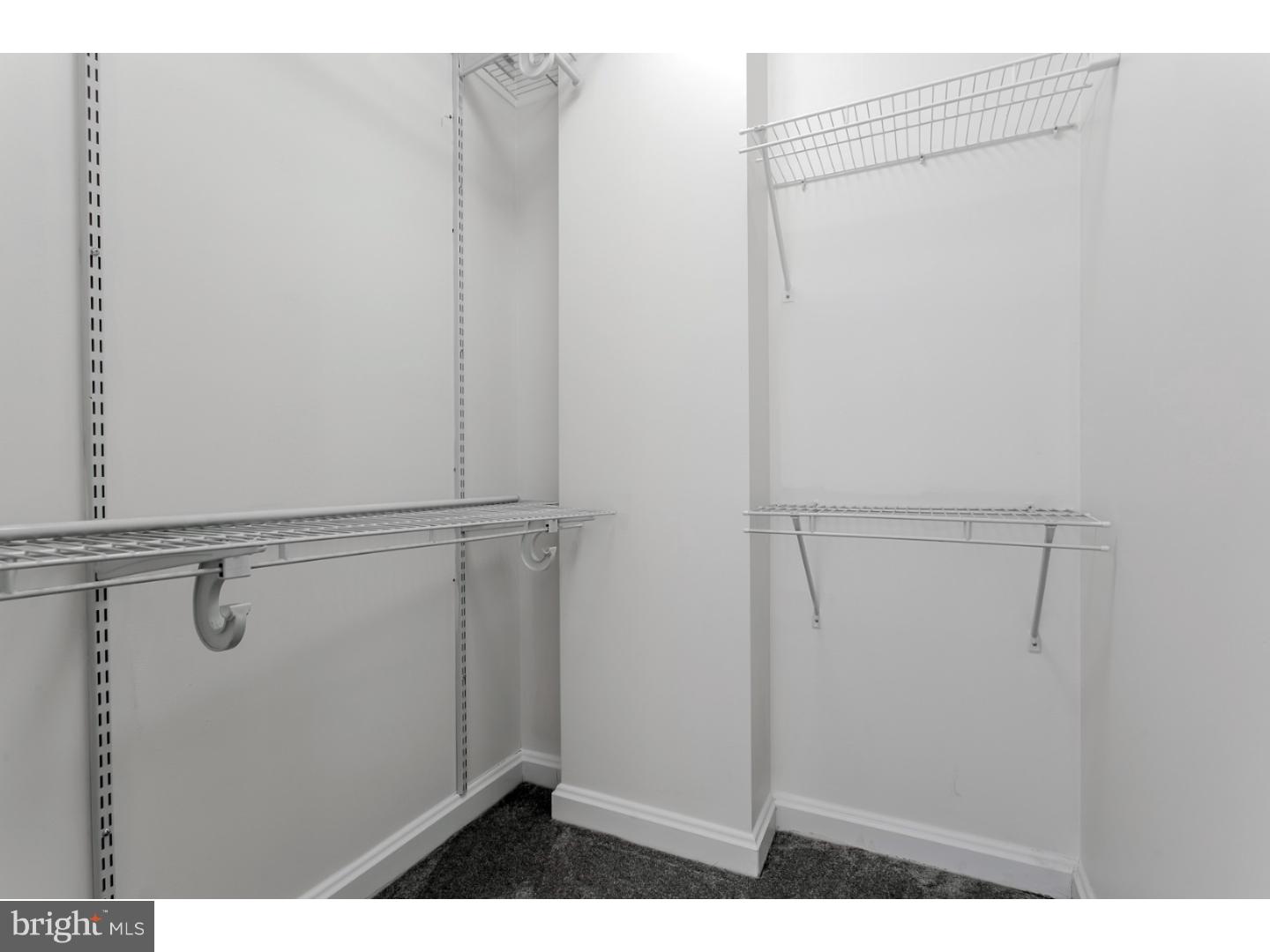 901 North Penn Street, Unit R1506 Philadelphia, PA 19123 - Photo 12 of 25 Walk-in Closet