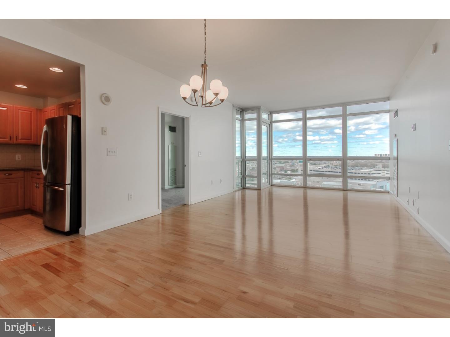 901 North Penn Street, Unit R1506 Philadelphia, PA 19123 - Photo 6 of 25 Dining Room