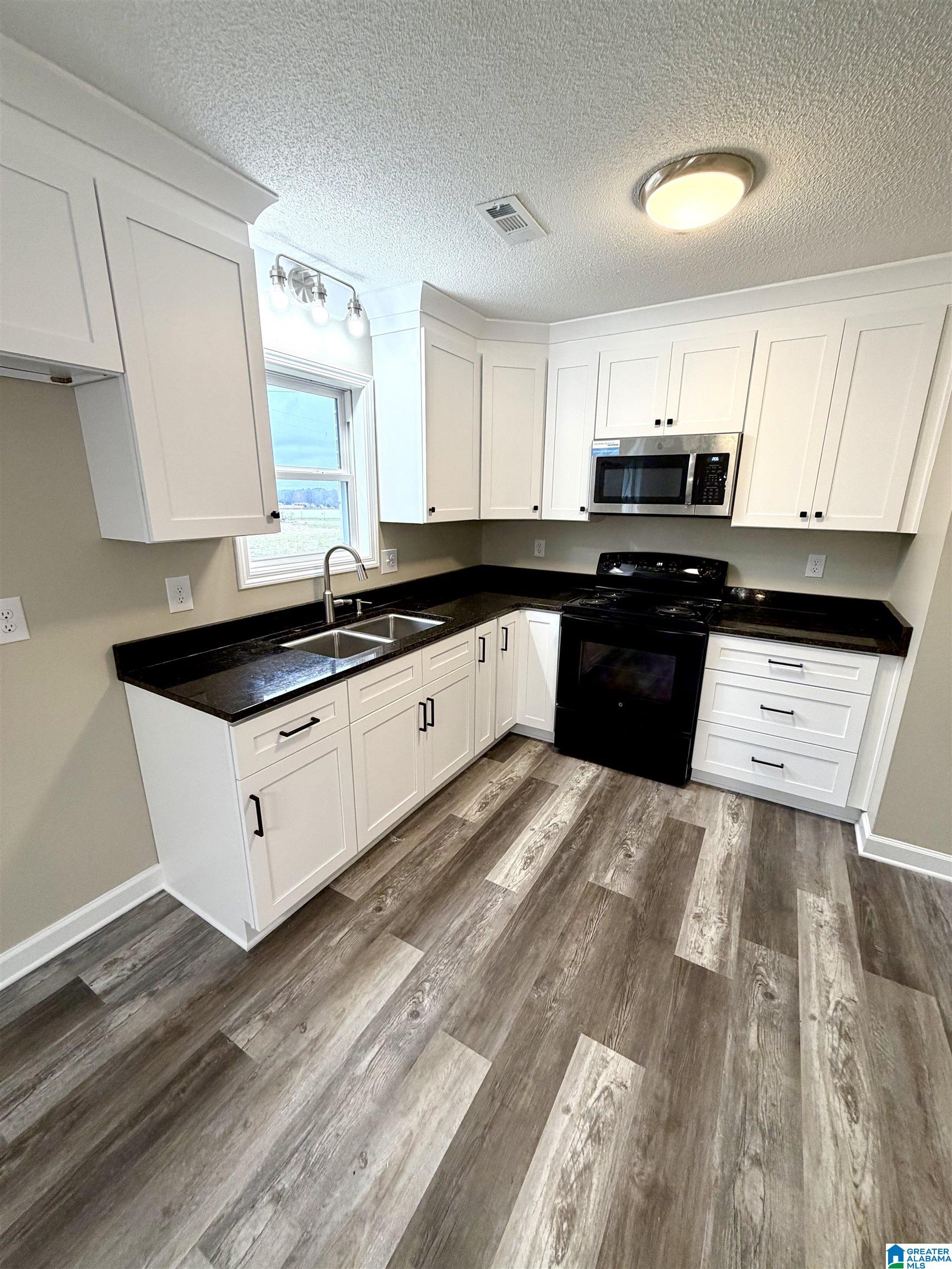 100 Mims Circle Clanton, AL 35045 - Photo 7 of 18