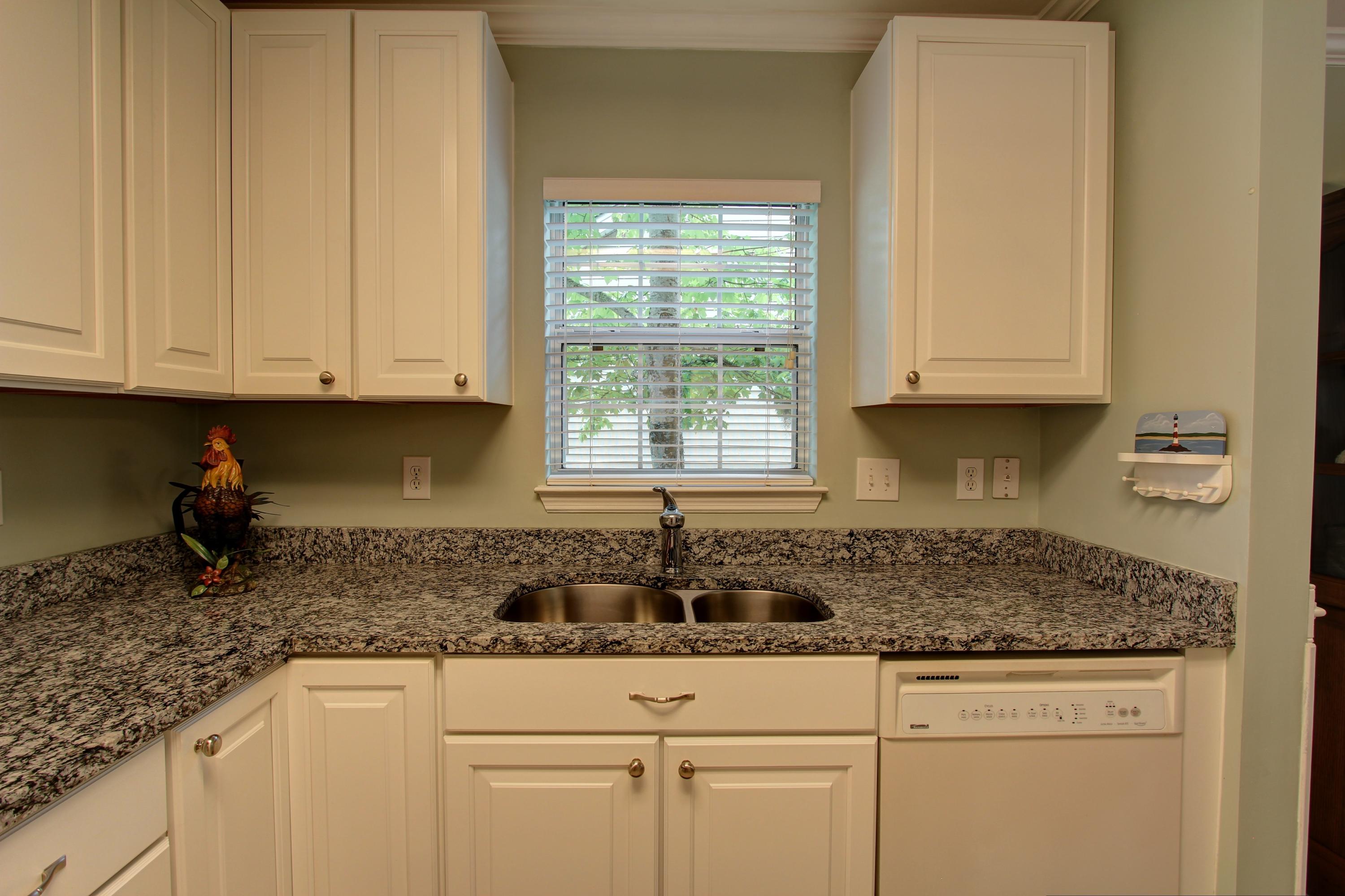 845 Bent Hickory Road Charleston, SC 29414 - Photo 18 of 32 845 Bent Hickory (28)