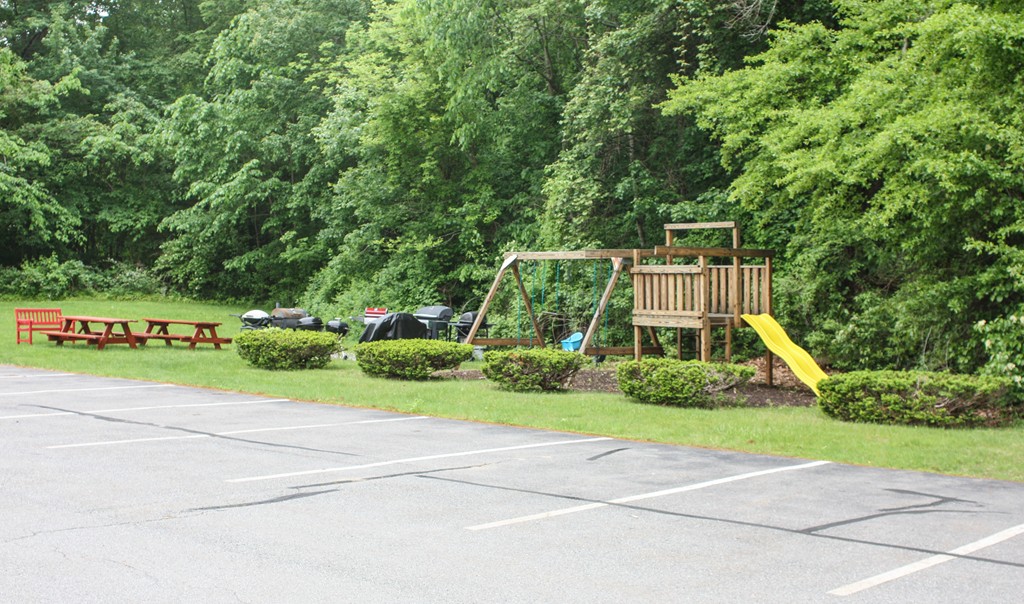 77 Leonard Road, Unit 77 Boxborough, MA 01719 - Photo 12 of 13