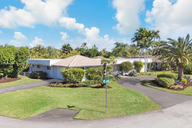 $1,499,000 | 10281 Southwest 125th Street, Miami, FL 33176
