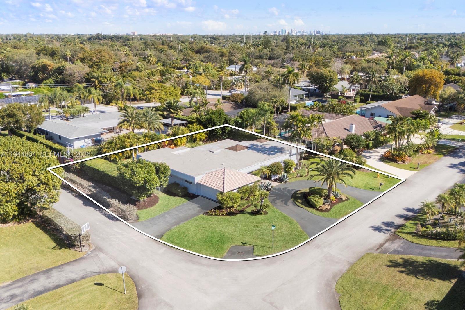 10281 Southwest 125th Street Miami, FL 33176 - Photo 44 of 45 an aerial view of a house with swimming pool and mountains