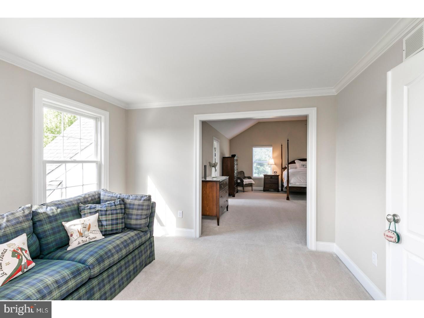80 Paddock Circle Spring City, PA 19475 - Photo 19 of 25 a living room with furniture and a window
