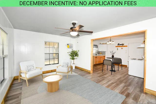 $1,150 | 429 Palo Alto Drive, Von Ormy, TX 78073