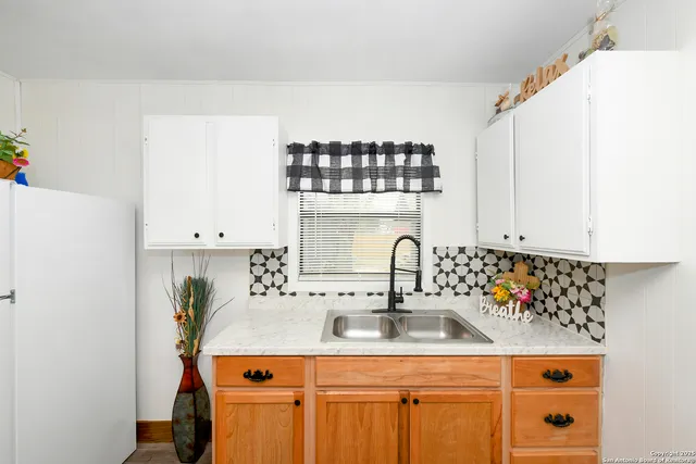 $1,150 | 429 Palo Alto Drive, Von Ormy, TX 78073