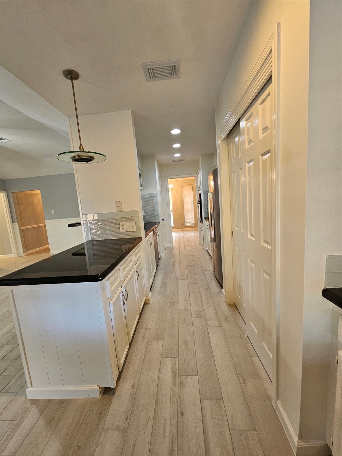 2502 Knoll Street Houston, TX 77080 - Photo 11 of 38