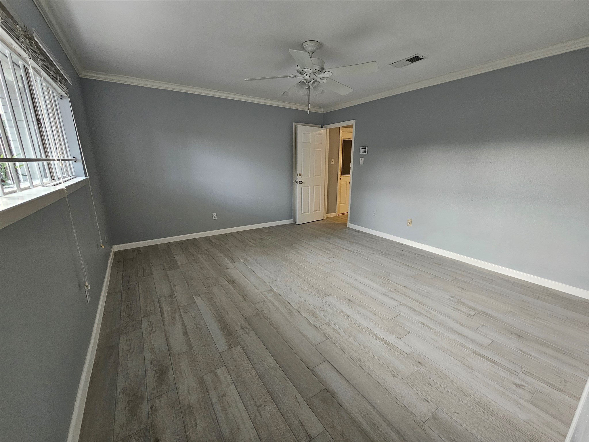 2502 Knoll Street Houston, TX 77080 - Photo 18 of 38