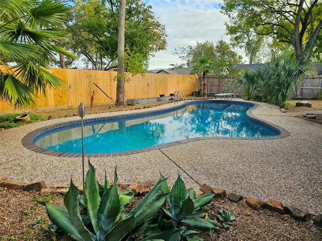 $2,600 | 2502 Knoll Street, Houston, TX 77080