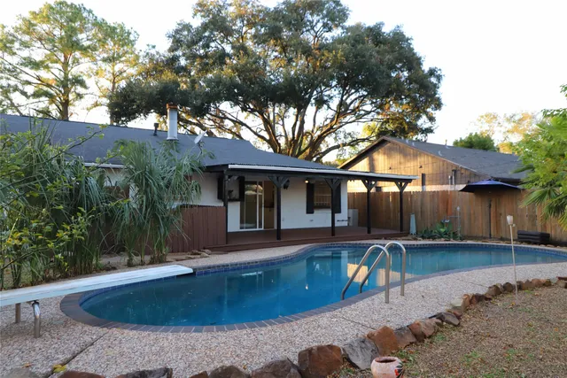 $2,600 | 2502 Knoll Street, Houston, TX 77080