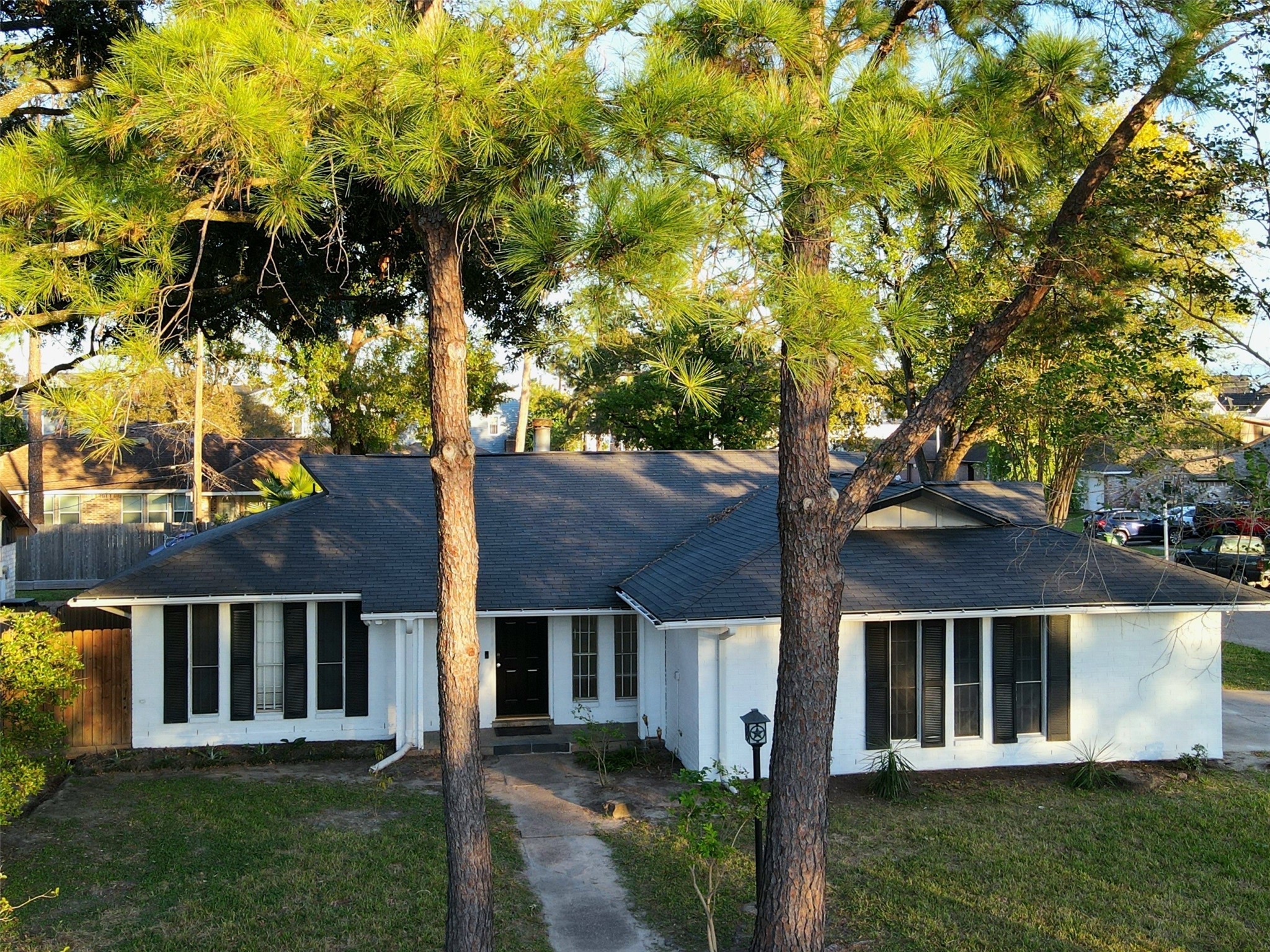 2502 Knoll Street Houston, TX 77080 - Photo 31 of 38