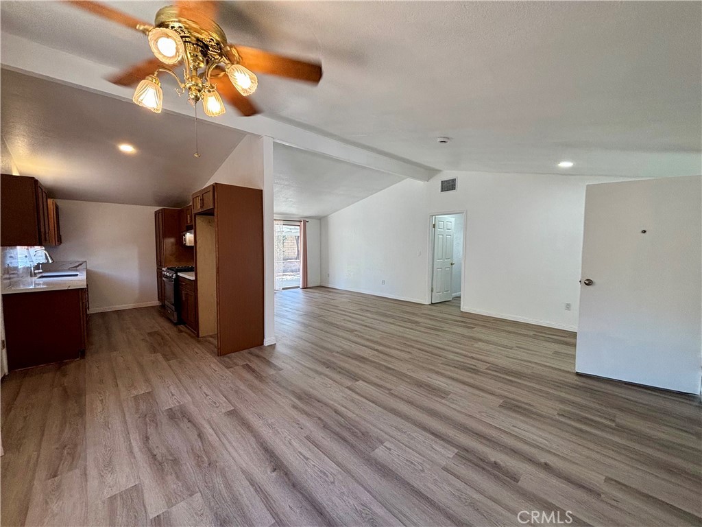8842 Mentone Place Riverside, CA 92503 - Photo 3 of 15