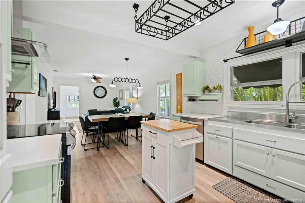 536 Southwest Halpatiokee Street Stuart, FL 34994 - Photo 14 of 39
