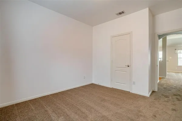 $2,150 | 1721 Castle Creek Drive, Little Elm, TX 75068